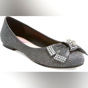 Like New With Tags Betsey Johnson Elegant Gray Emy Bow Flats 6